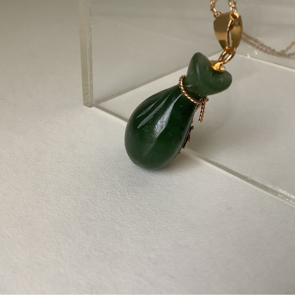 New vintage solid jade moneybag necklace - Picture 7 of 9